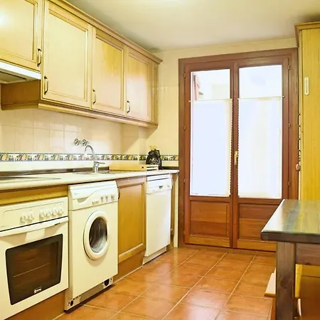 Aras Home, Gran Cocina, Terraza Y Garaje Apartament Biescas (Aragon)